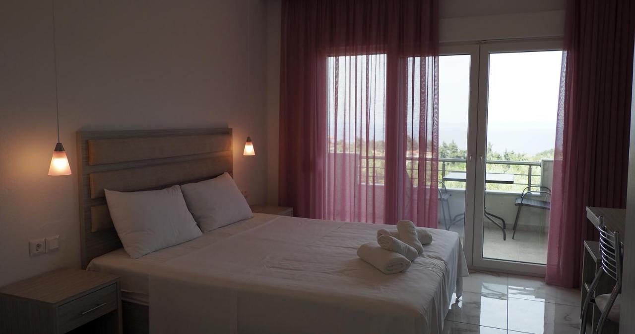 Valiant Sea Lejlighedshotel Kriopigi Eksteriør billede